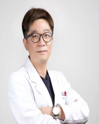 김혁